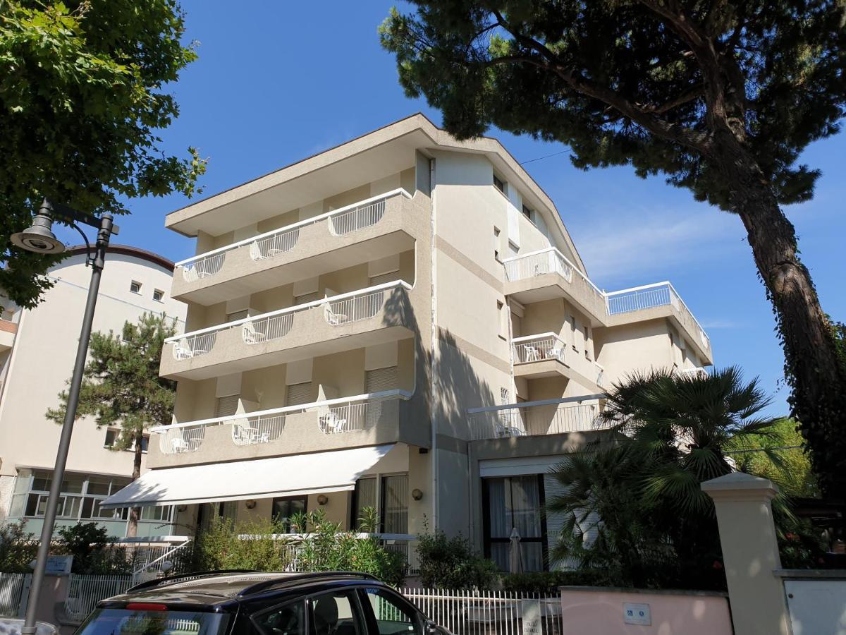 B&B Domus Mea Cesenatico Exterior photo
