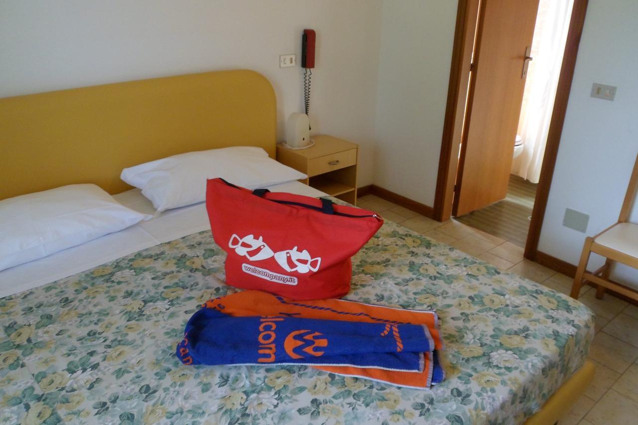 B&B Domus Mea Cesenatico Exterior photo